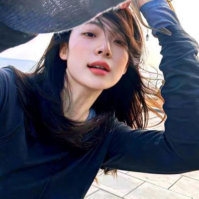 万花嬉春
